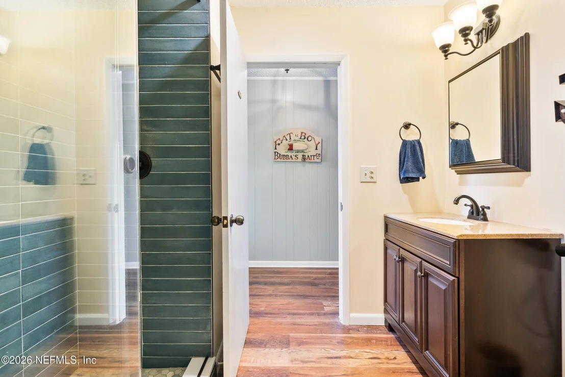Photo of 5992 HECKSCHER Drive
