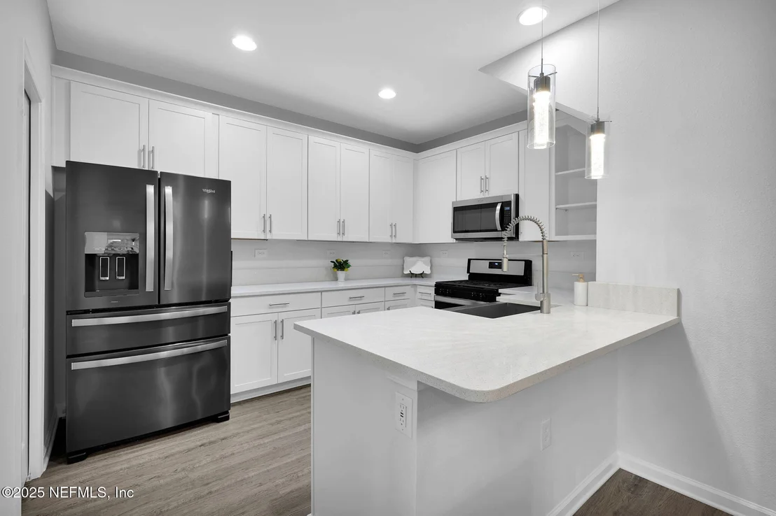 Photo of 138 PINE BLUFF Drive