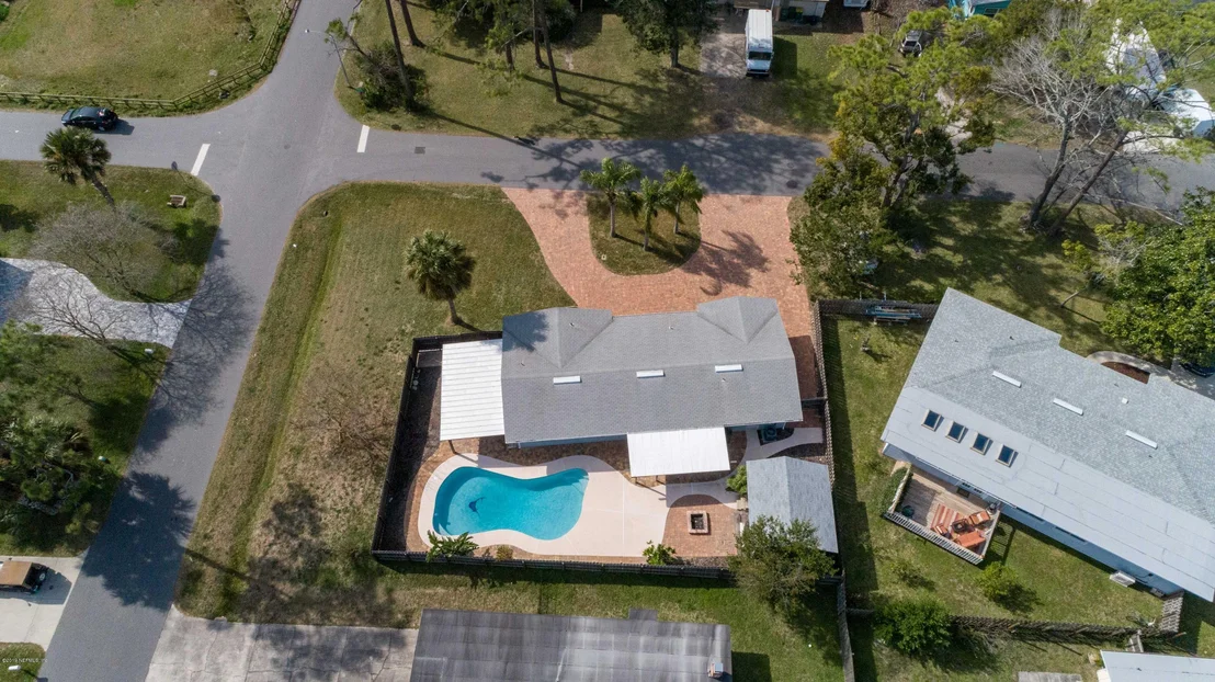 Photo of 705 PALM TREE Road