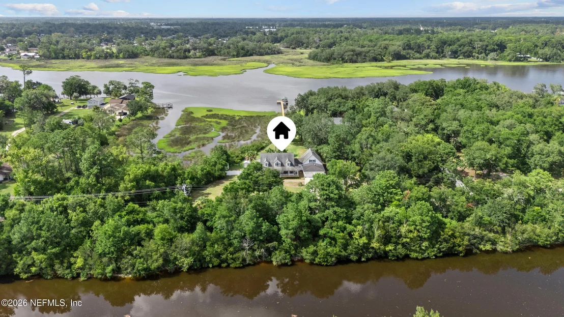 Photo of 1045 CEDAR BAY Road
