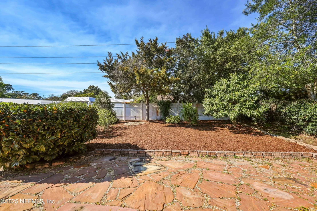 Photo of 1017 RIDGEWOOD Lane
