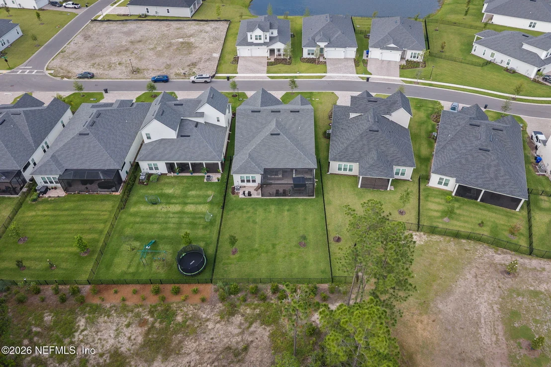 Photo of 431 PINE LEAF Drive