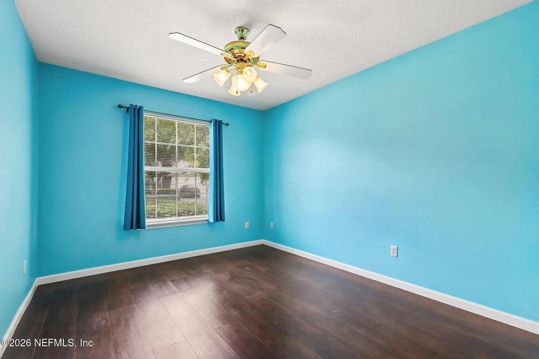 Photo of 372 MAPLEWOOD Drive