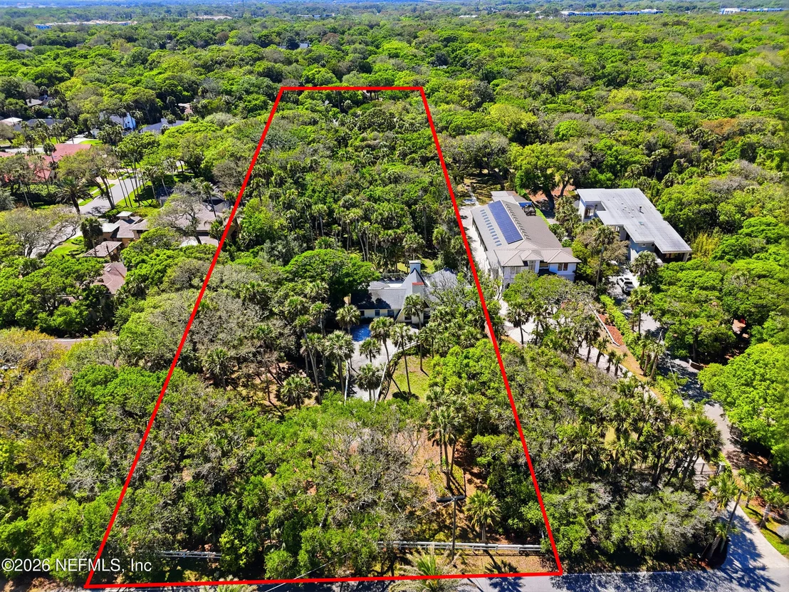 Photo of 2428 SEMINOLE Road