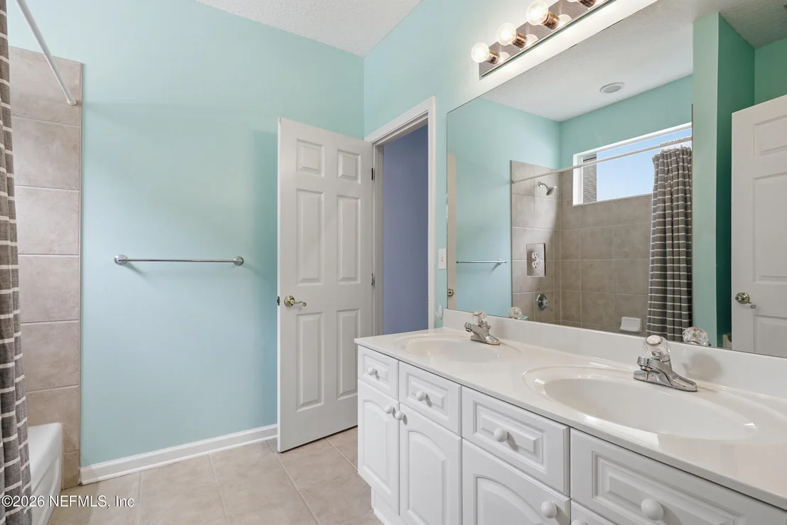 Photo of 1252 N BURGANDY Trail