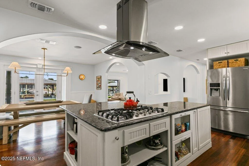 Photo of 4322 TIDEVIEW Drive