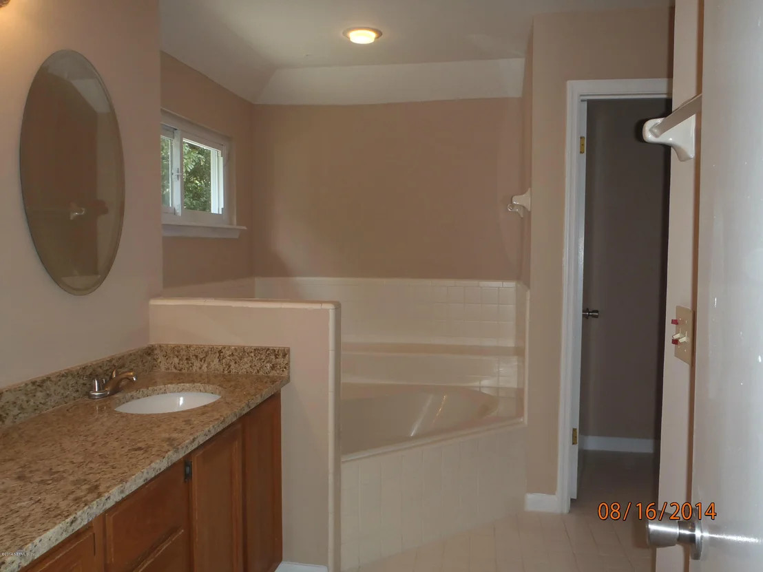 Photo of 430 Harvest Bend Drive