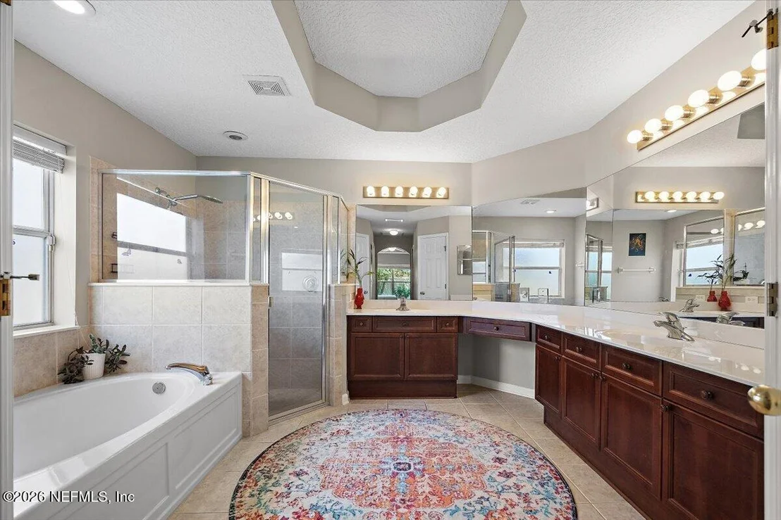 Photo of 1704 WINDOVER Place