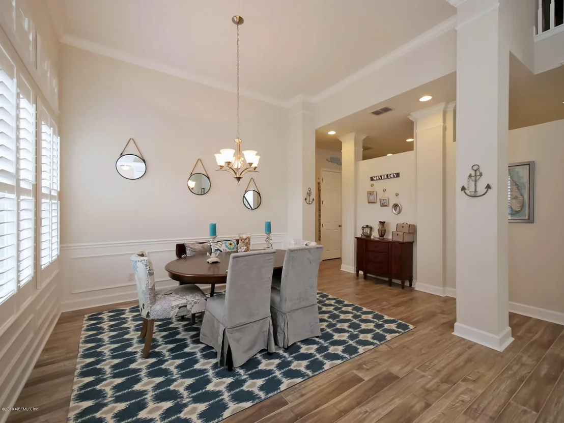 Photo of 453 EAGLE ROCK Drive