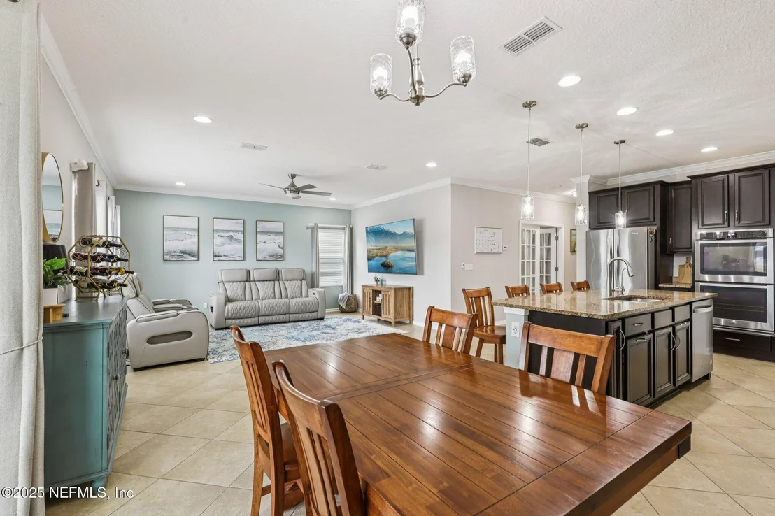 Photo of 866 GLENDALE Lane