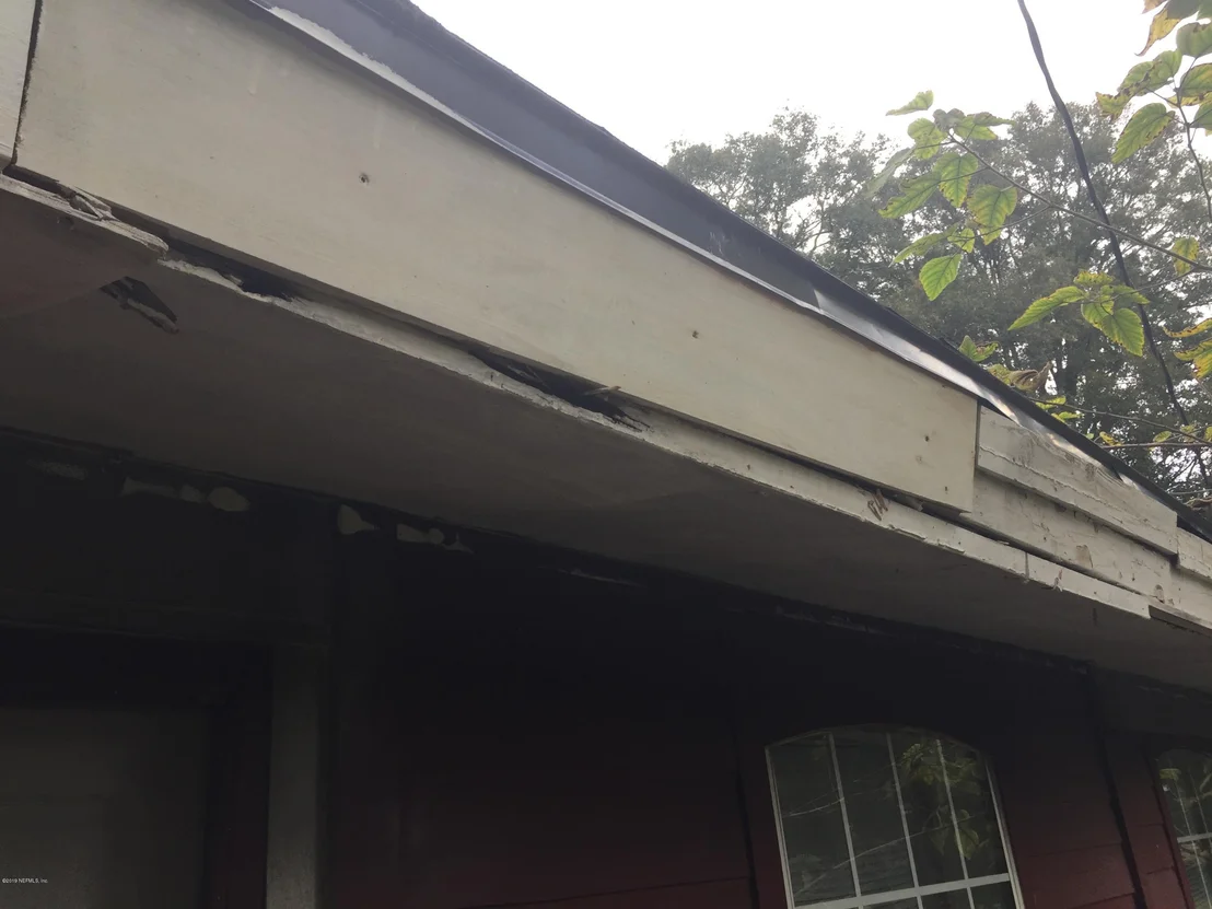Photo of 1825 LAYTON Road