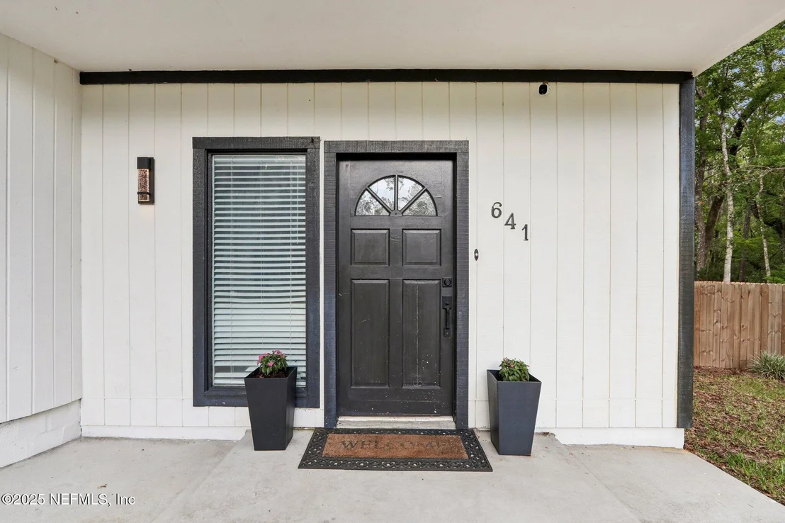 Photo of 641 NELSON Drive
