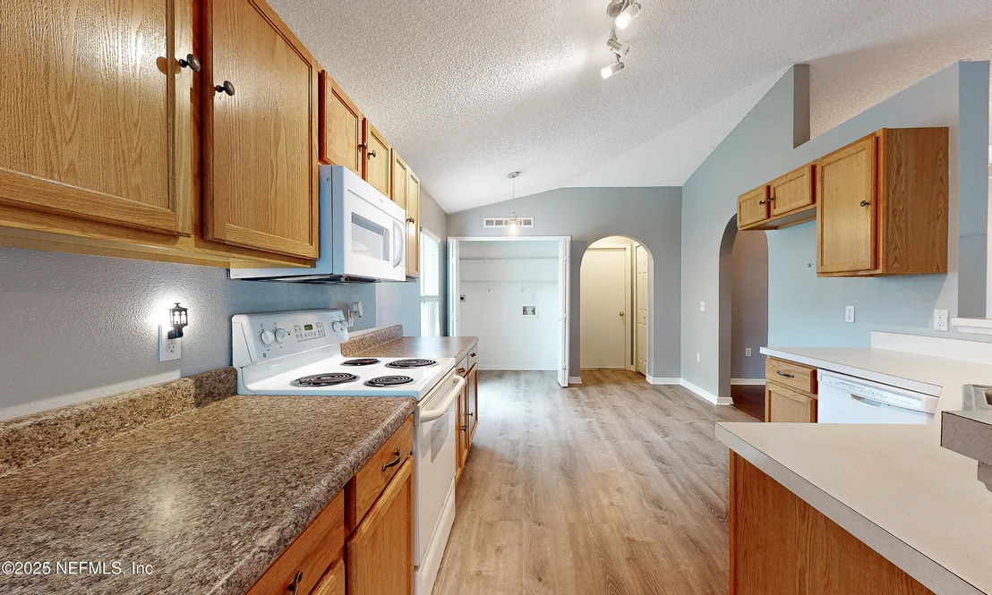 Photo of 2985 STONEGATE Lane