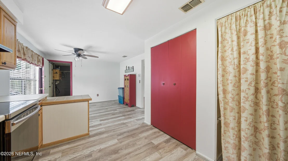Photo of 1633 MARY BETH Drive