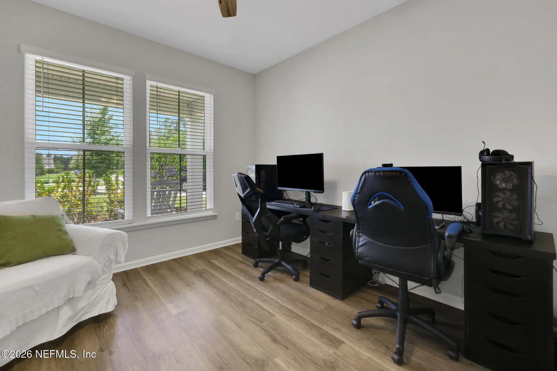 Photo of 98 YARDLEY Court