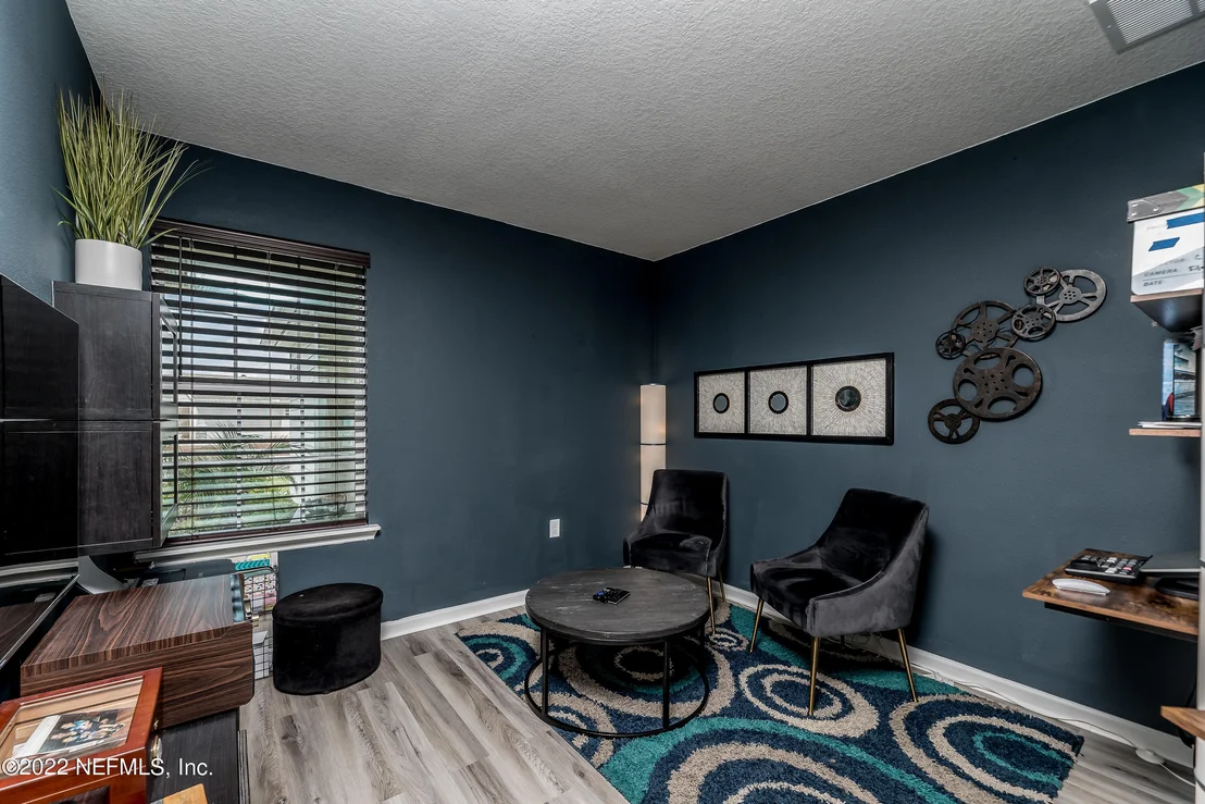 Photo of 8174 GUILD Way