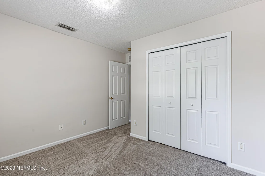 Photo of 1047 MOOSEHEAD Drive