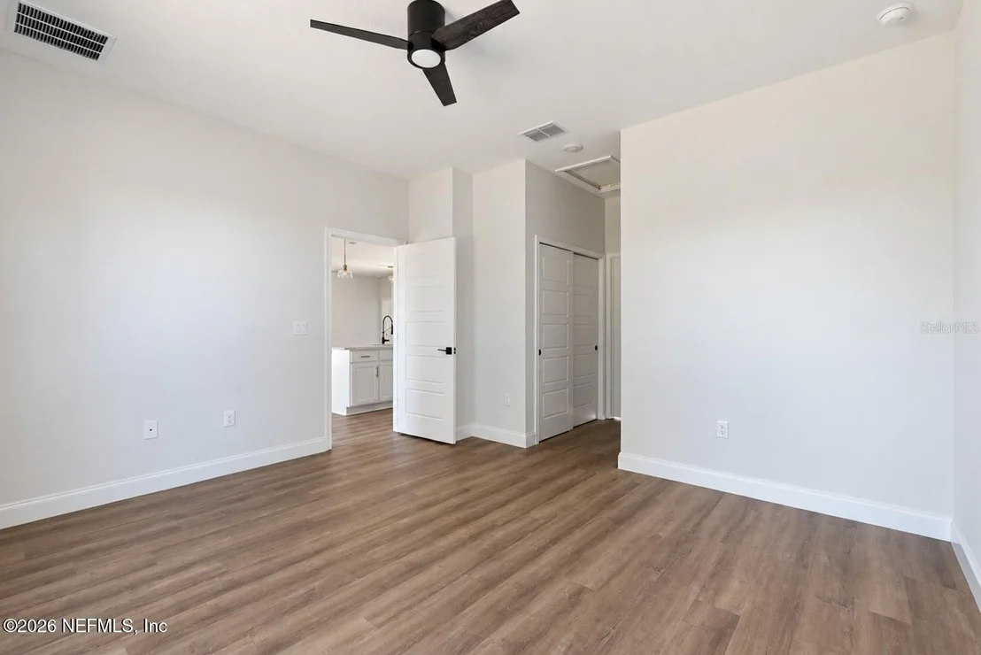 Photo of 6 BRONSON Lane