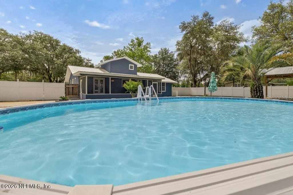 Photo of 121 DAREN Drive