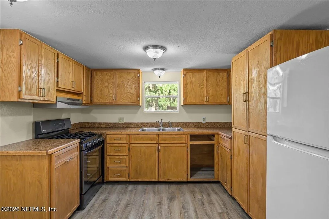 Photo of 204 RIVIERA Drive