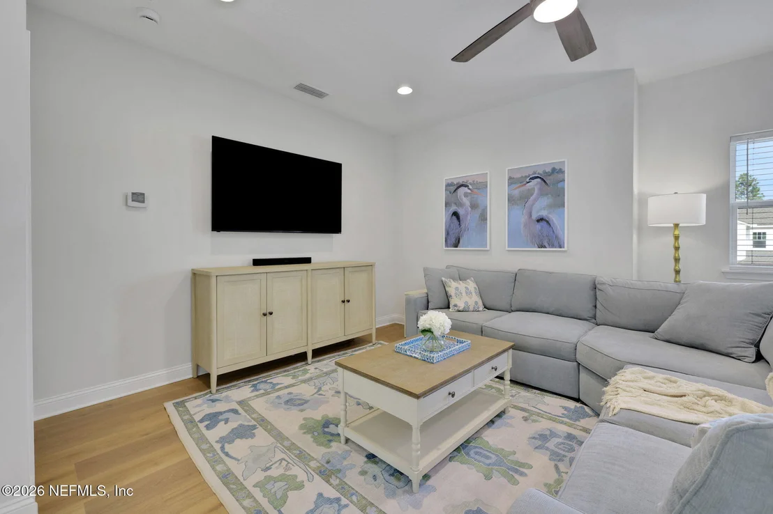Photo of 431 CAIDEN Drive