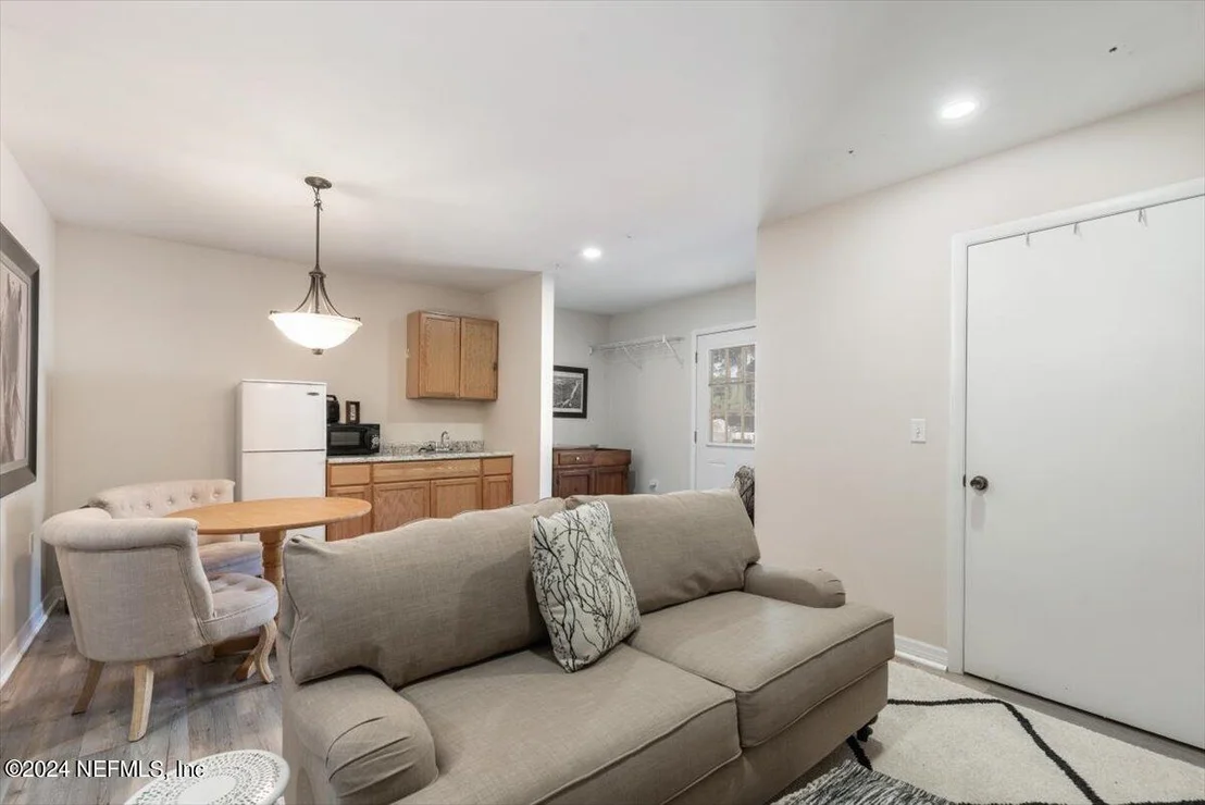 Photo of 3501 STATE ROAD 21