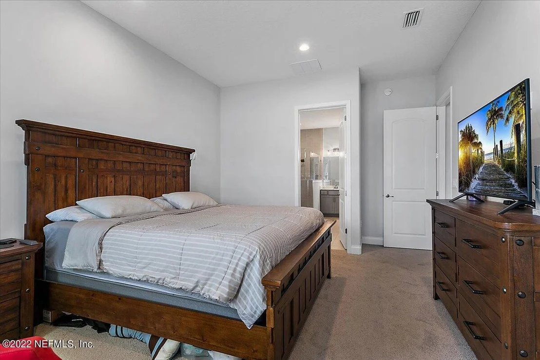 Photo of 476 SILVERLEAF VILLAGE Drive