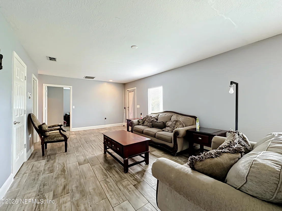 Photo of 3065 FRANCIS Road