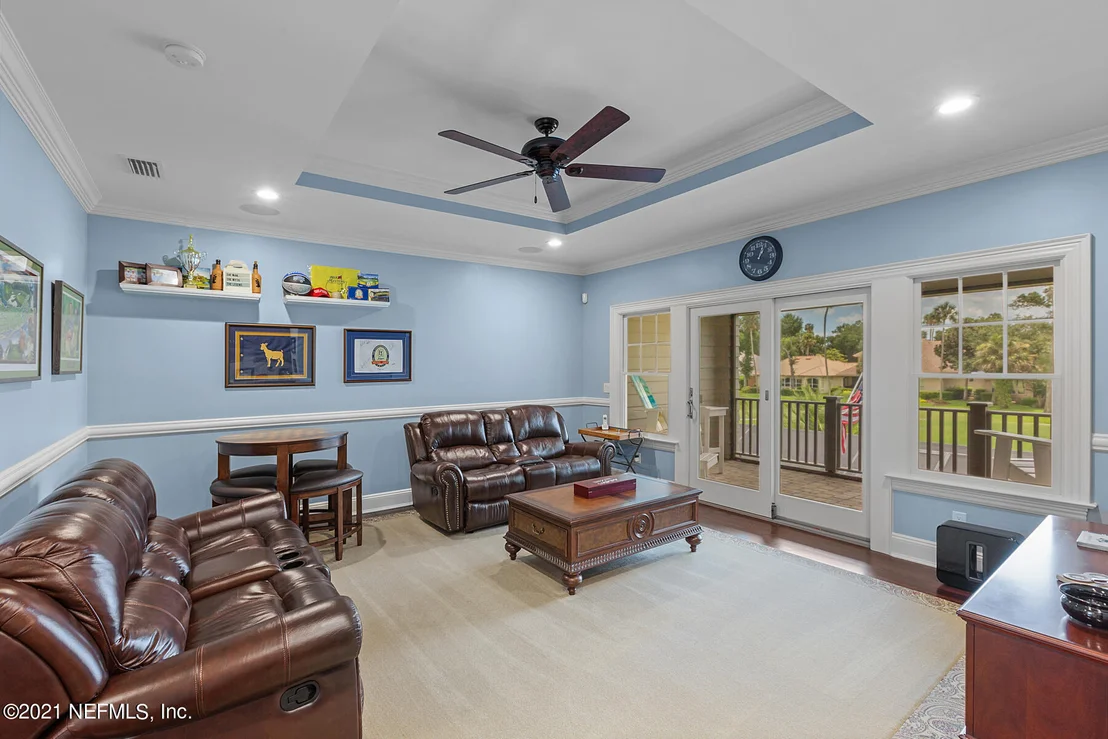 Photo of 236 LAUREL Lane