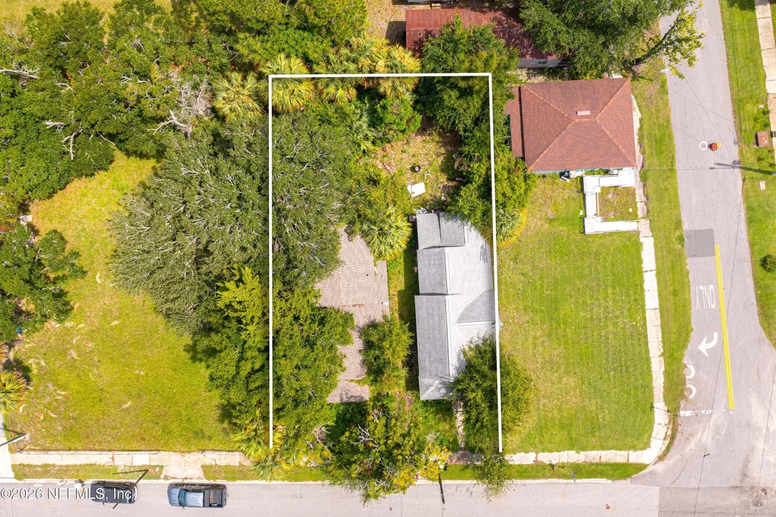 Photo of 1133 ALBERT Street