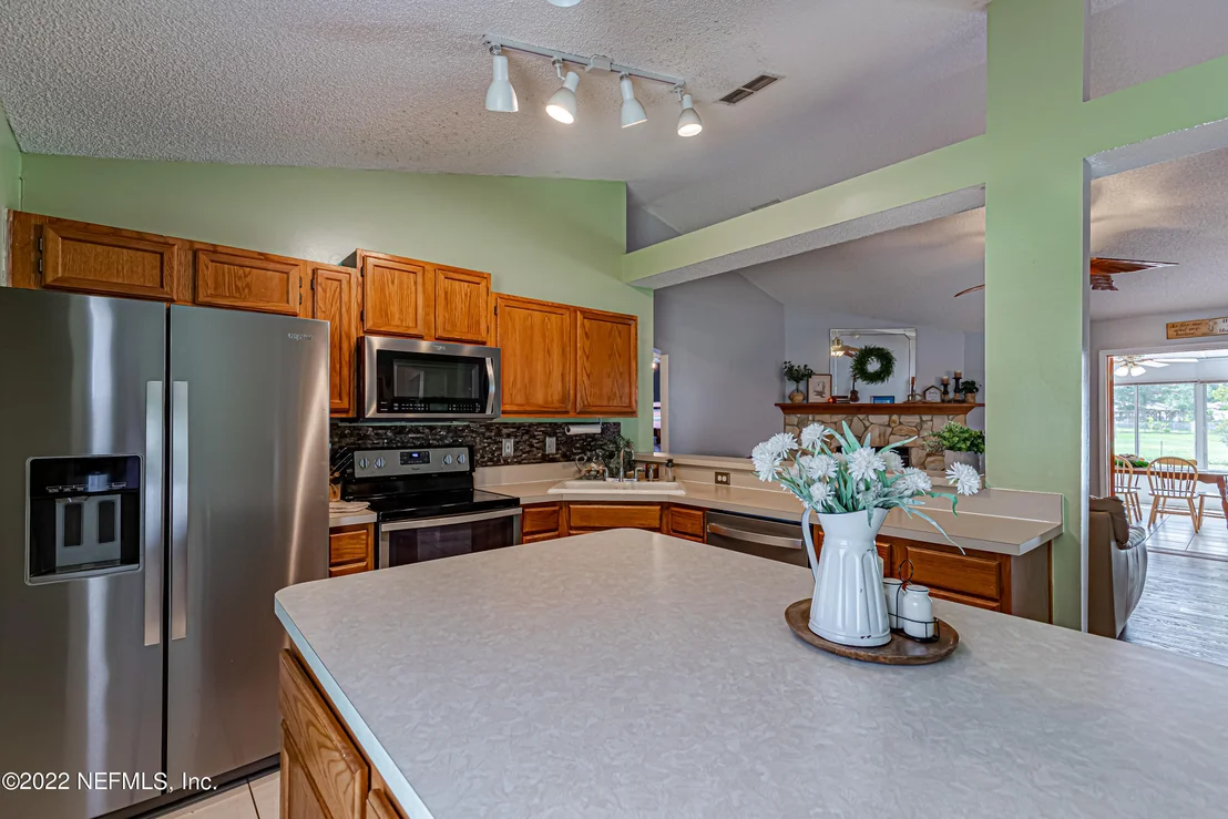 Photo of 1630 FARM WAY Way