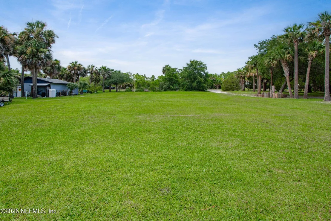 Photo of 8912 HECKSCHER Drive