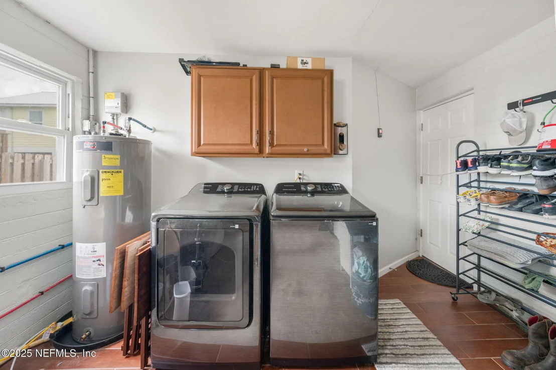 Photo of 5454 2ND Street