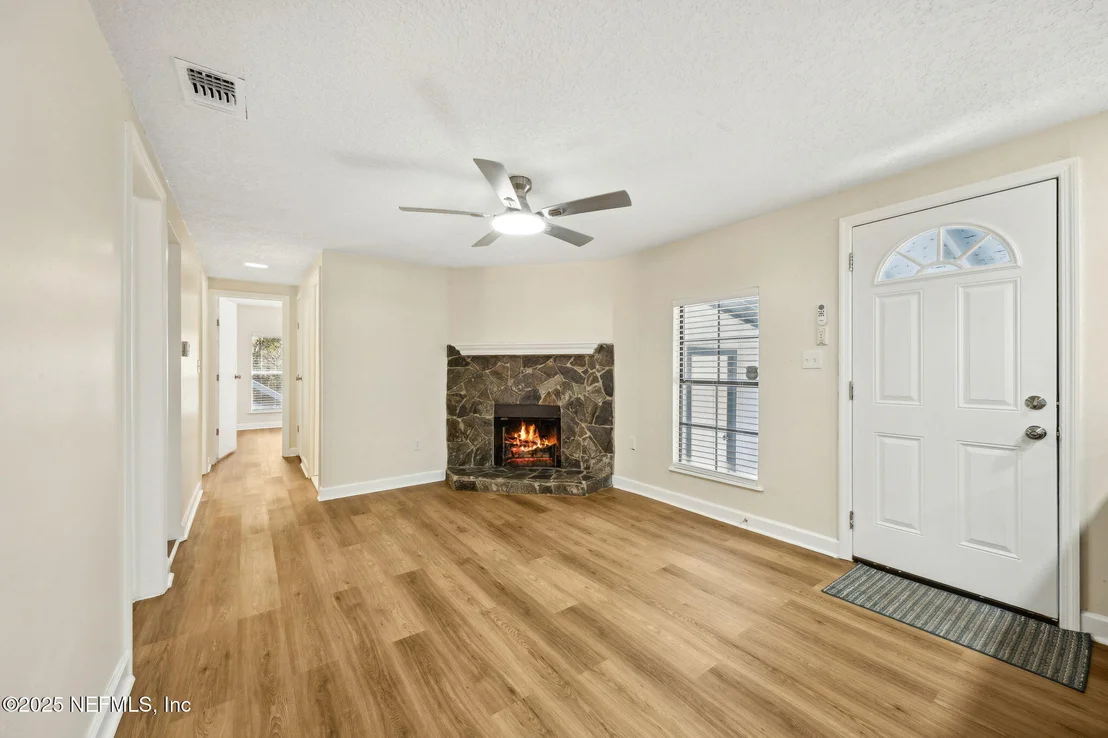 Photo of 7611 MCCOWAN Drive