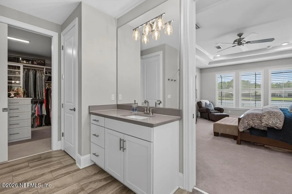 Photo of 660 OUTLOOK Drive