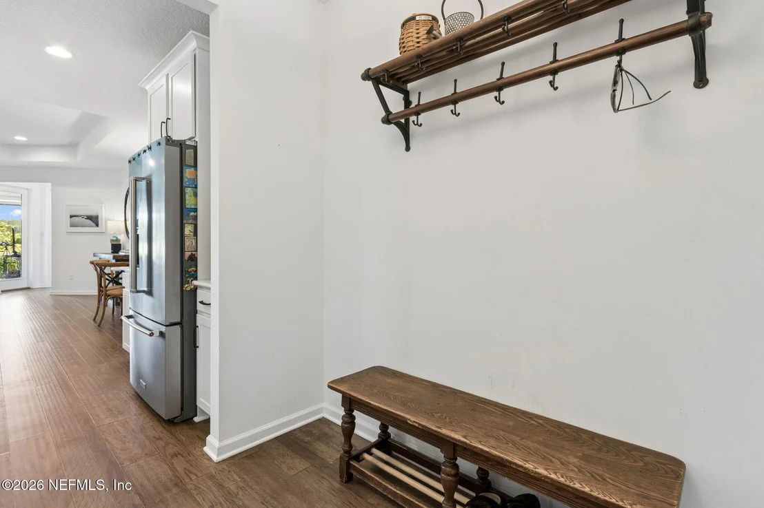 Photo of 99 HUTCHINSON Lane