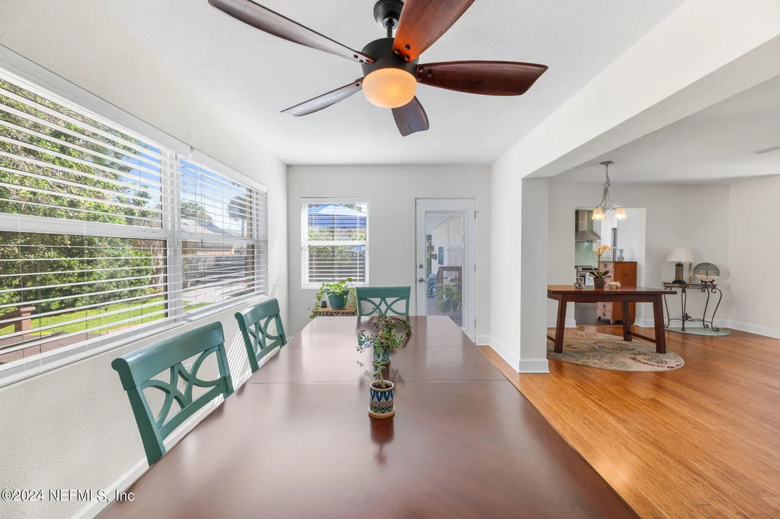 Photo of 6 OGLETHORPE Boulevard