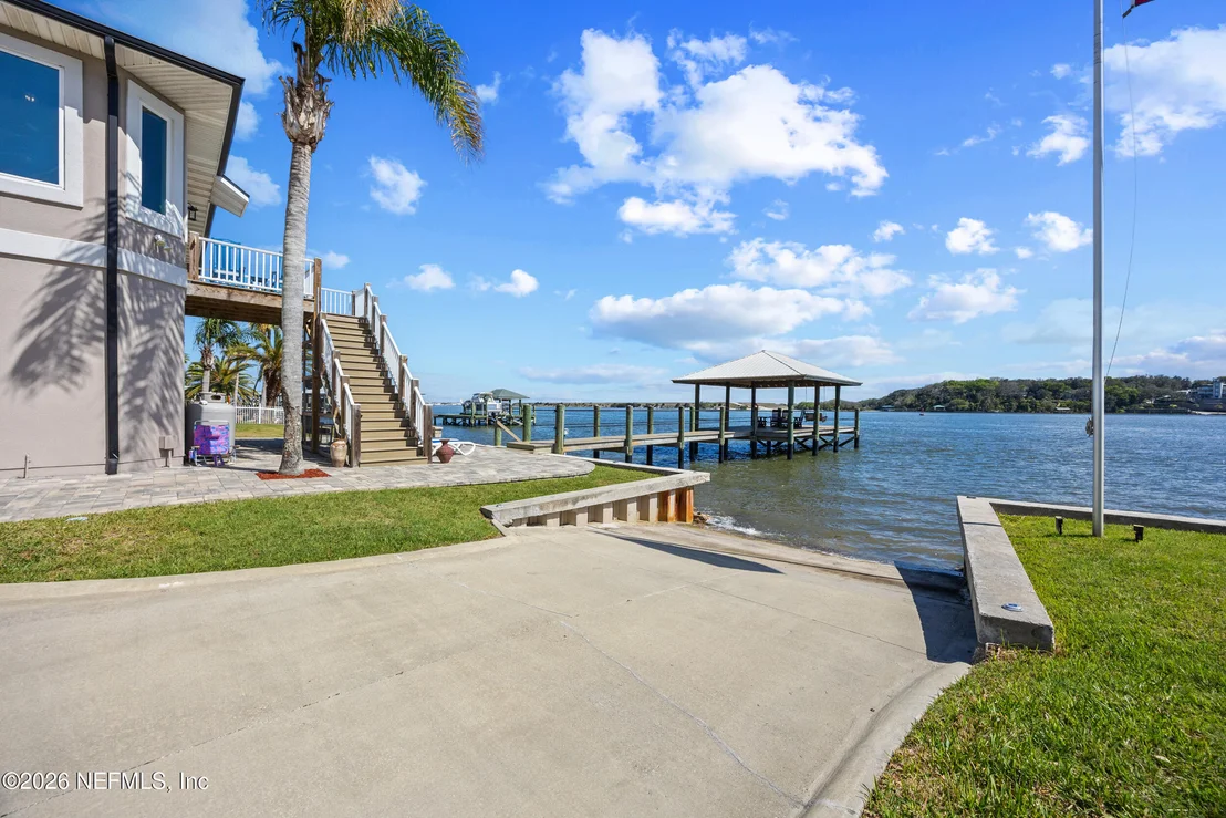Photo of 7156 RAMOTH Drive