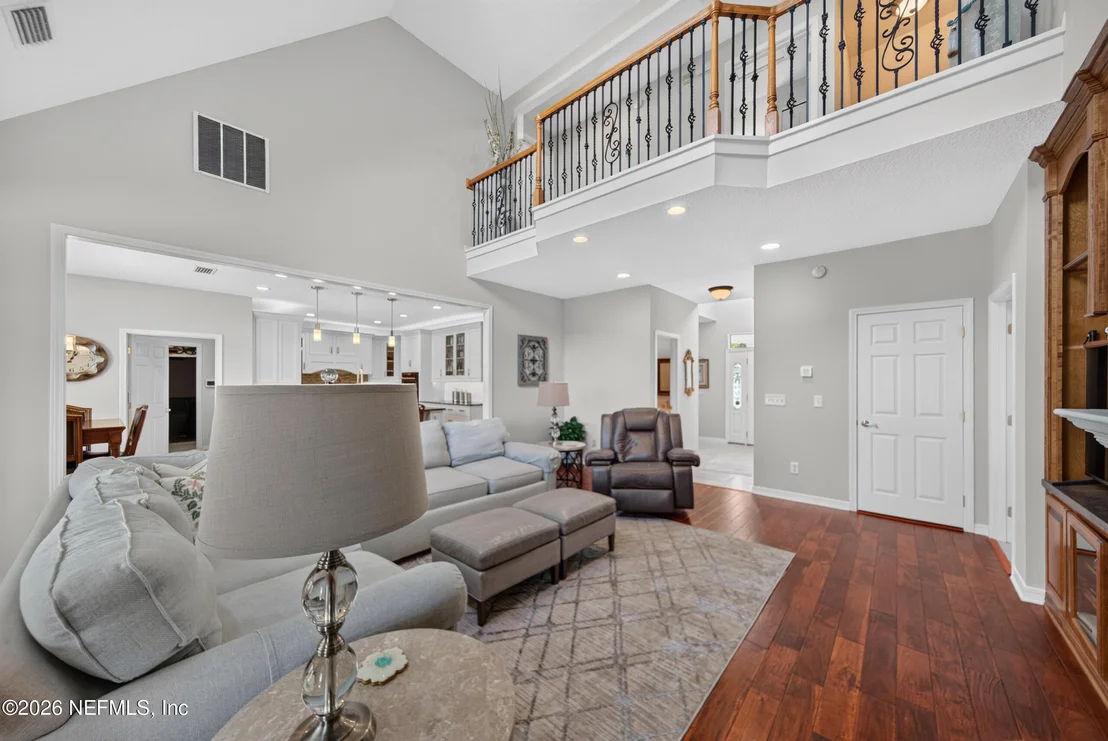 Photo of 1045 CEDAR BAY Road