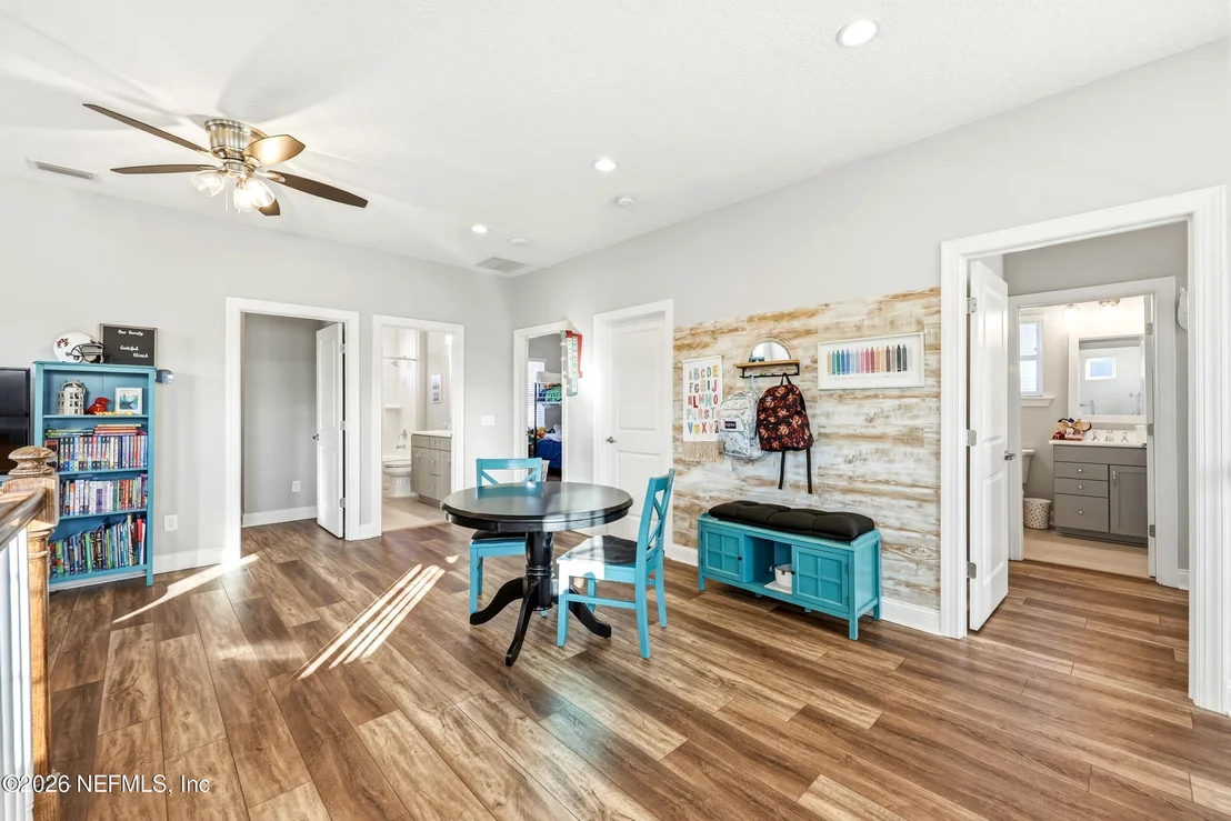 Photo of 383 PINE HAVEN Drive