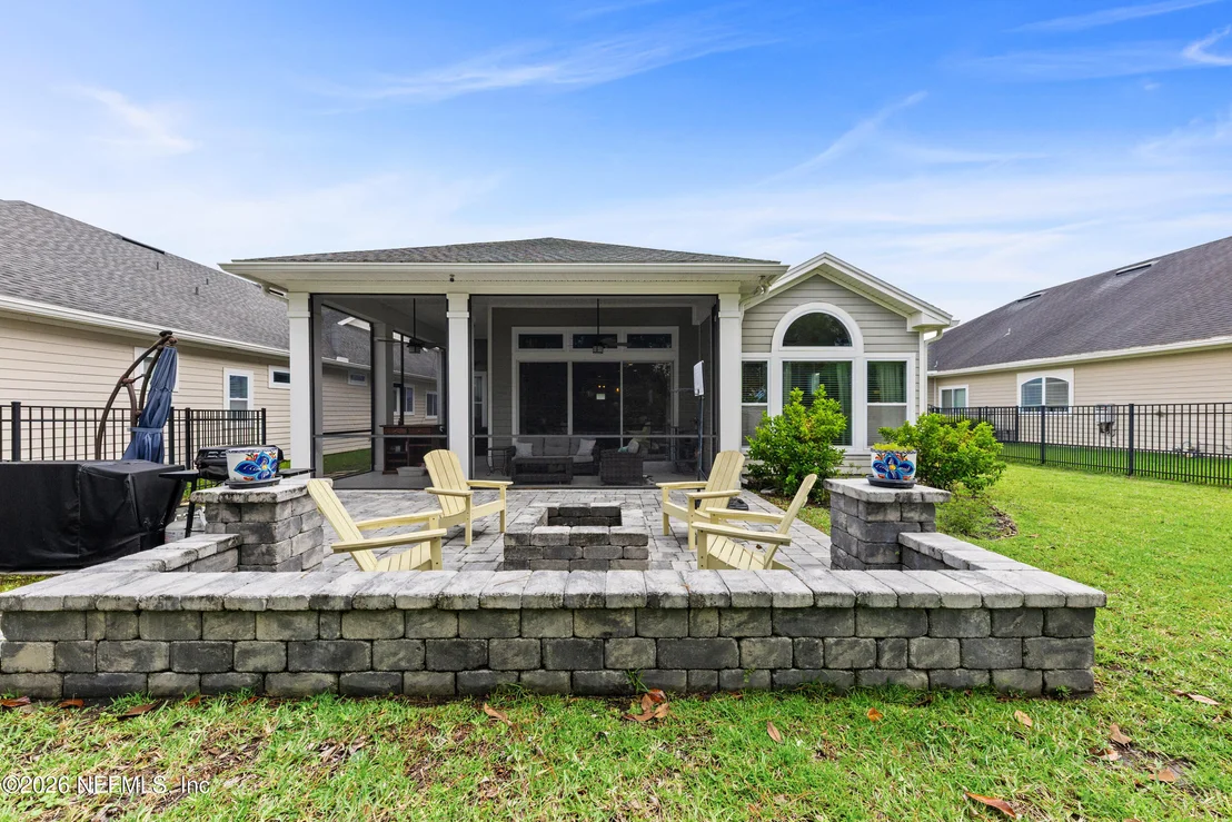 Photo of 41 PALISADE Drive