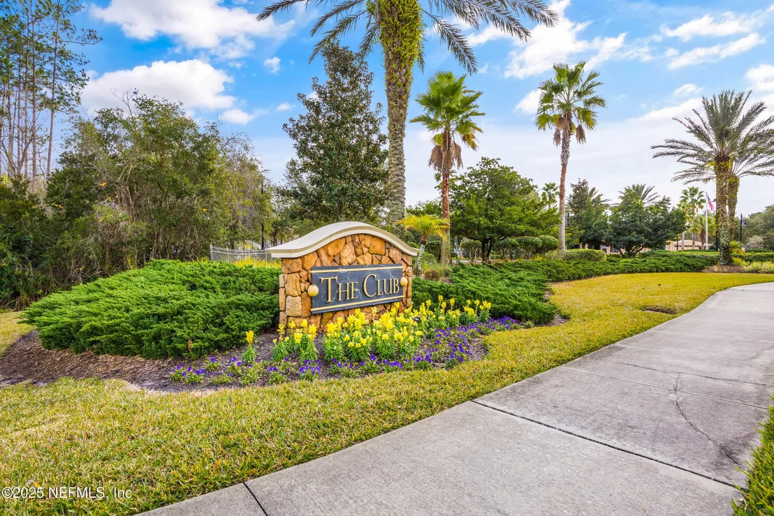 Photo of 329 SHETLAND Drive