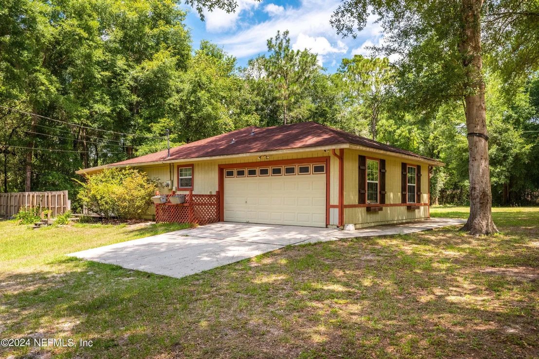 Photo of 2592 MYRTLE Loop