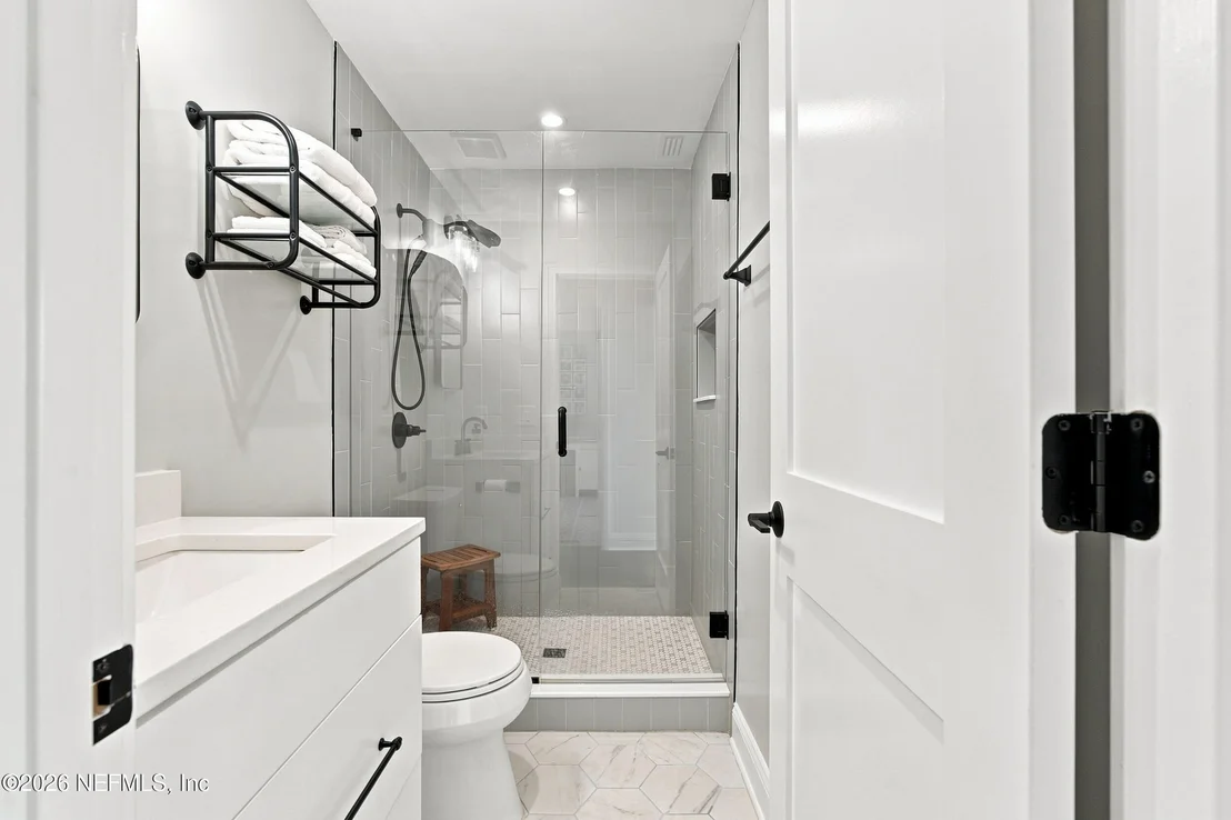 Photo of 5392 HECKSCHER Drive