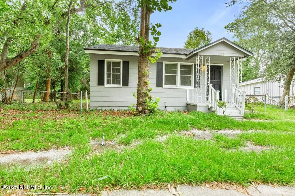 Photo of 3127 4TH STREET Circle