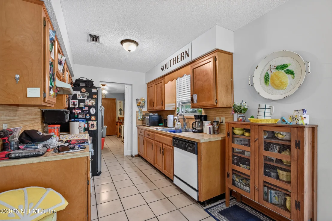 Photo of 2382 KIRKWALL Street