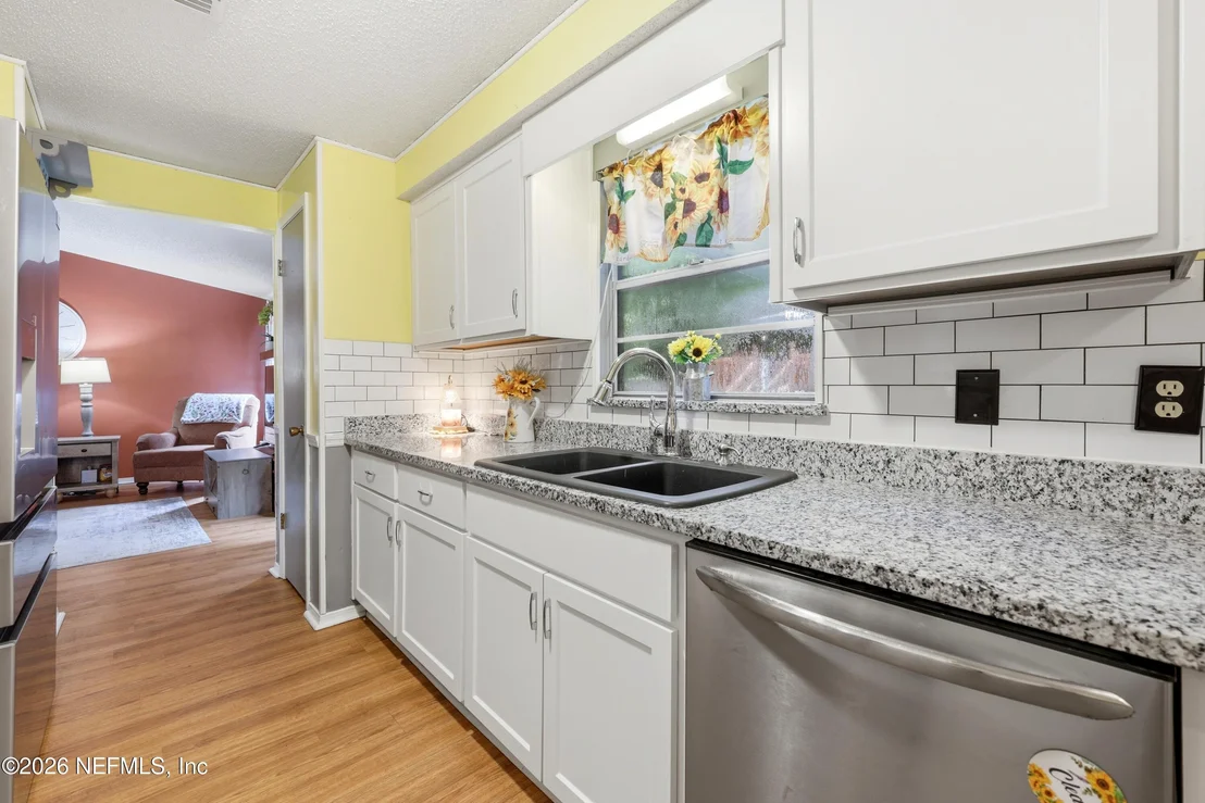 Photo of 1670 ANNE Drive
