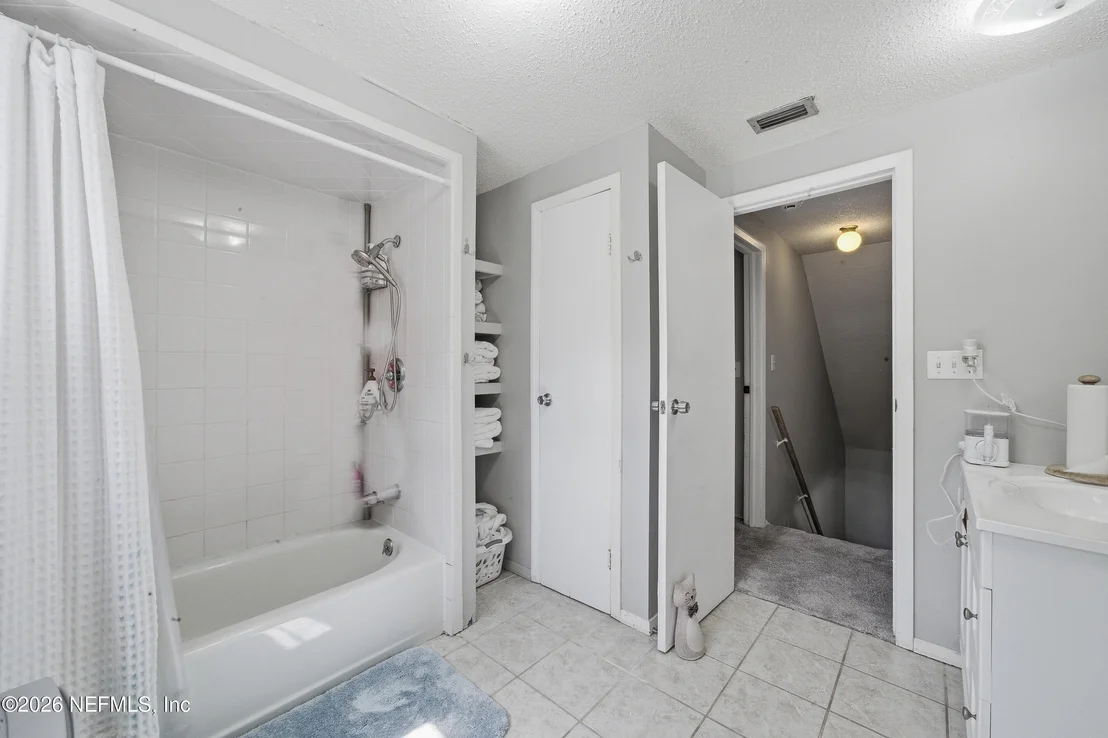Photo of 1025 GRANGER Drive