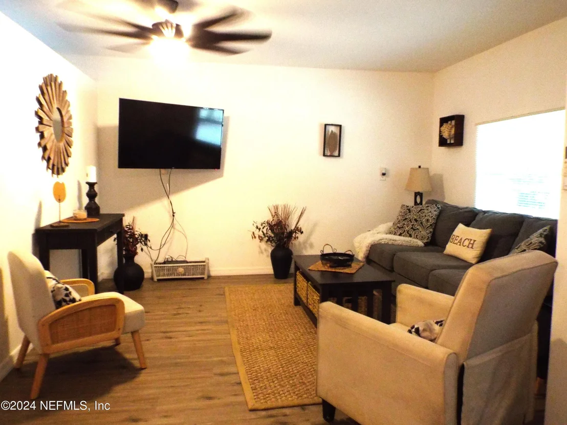 Photo of 115 CODY Drive