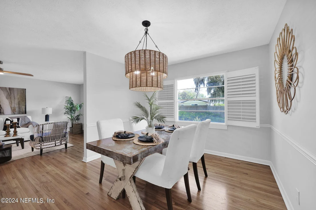Photo of 2839 CEDARCREST Drive